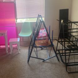 Twin Frames