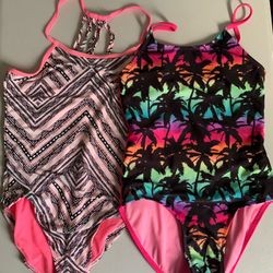 Girl Swimsuit 10/12 Large 
