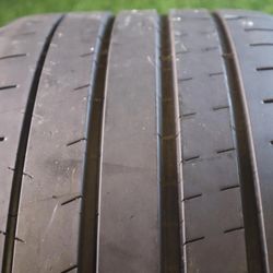 265 35R19 Michelin Pilot Super Sport MO 1 75% Tread 6/32 98Y SKU 25547 GRADE A TIRES 