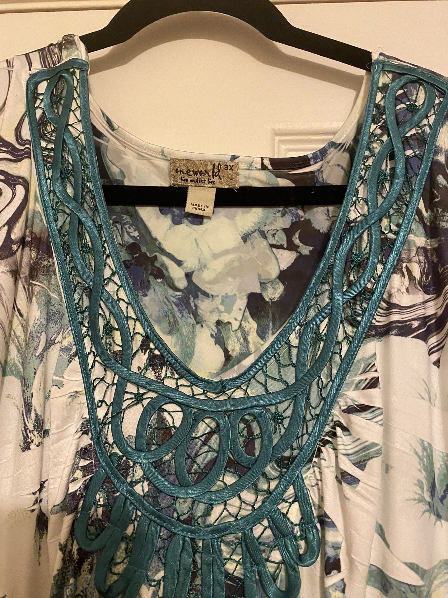Dress With Gorgeous Green Neckline