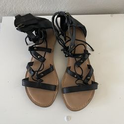 Call It Spring, Women’s Black Ankle Strap Zipper Closure Flat Sandals, Size 7