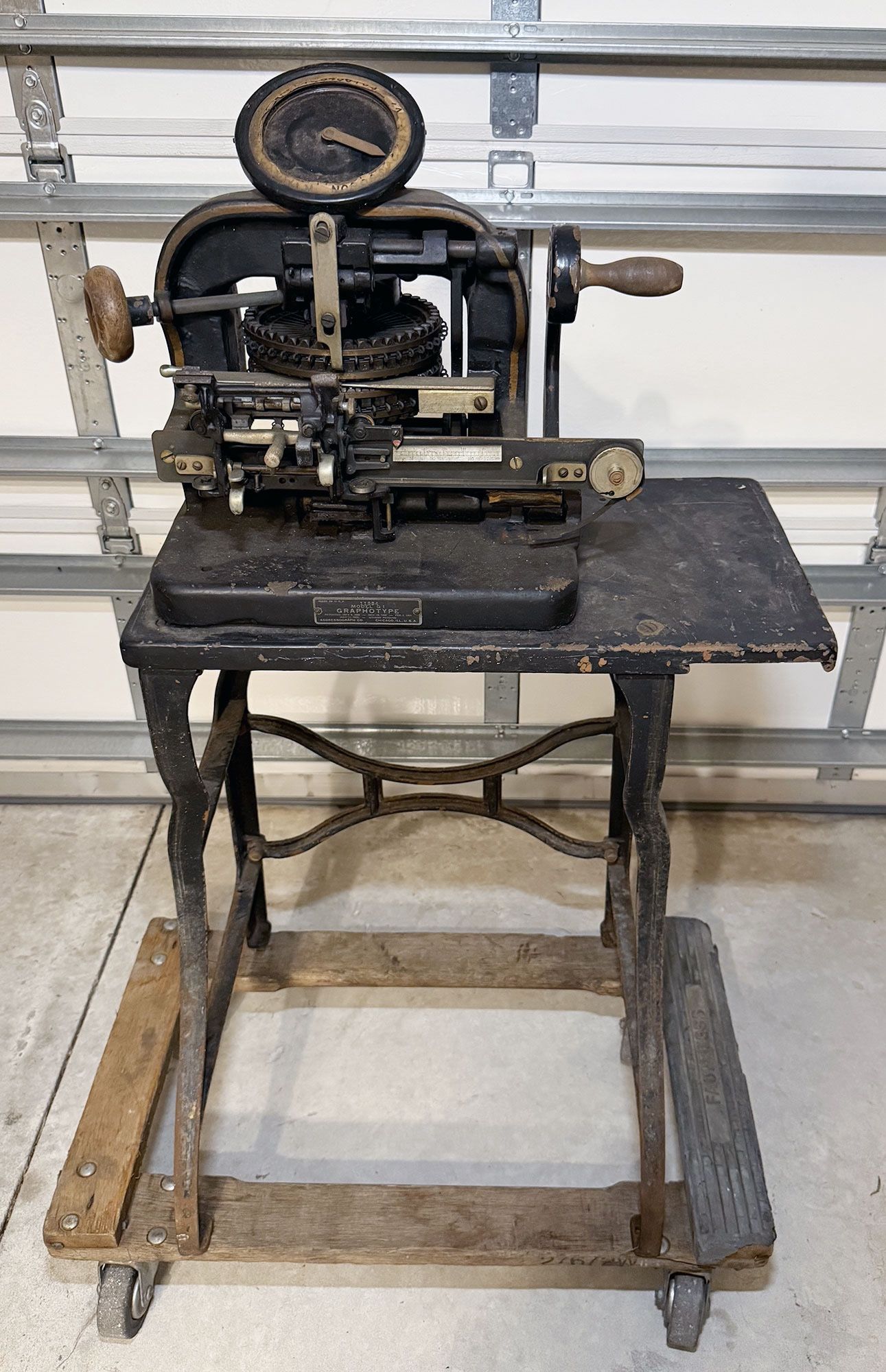 Graphotype Model G1 Pre-WWI Dogtag Stamping Machine with Stand, Serial 11984