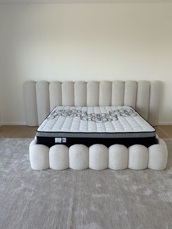 Elite Midnight Pro  king  size mattress pillow top 12”.     New mattress in a plastic sealed  Venta de colchones  ☎️📲call or Tex (213)713-74-89   Hab