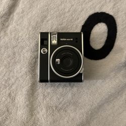 Polaroid camera 
