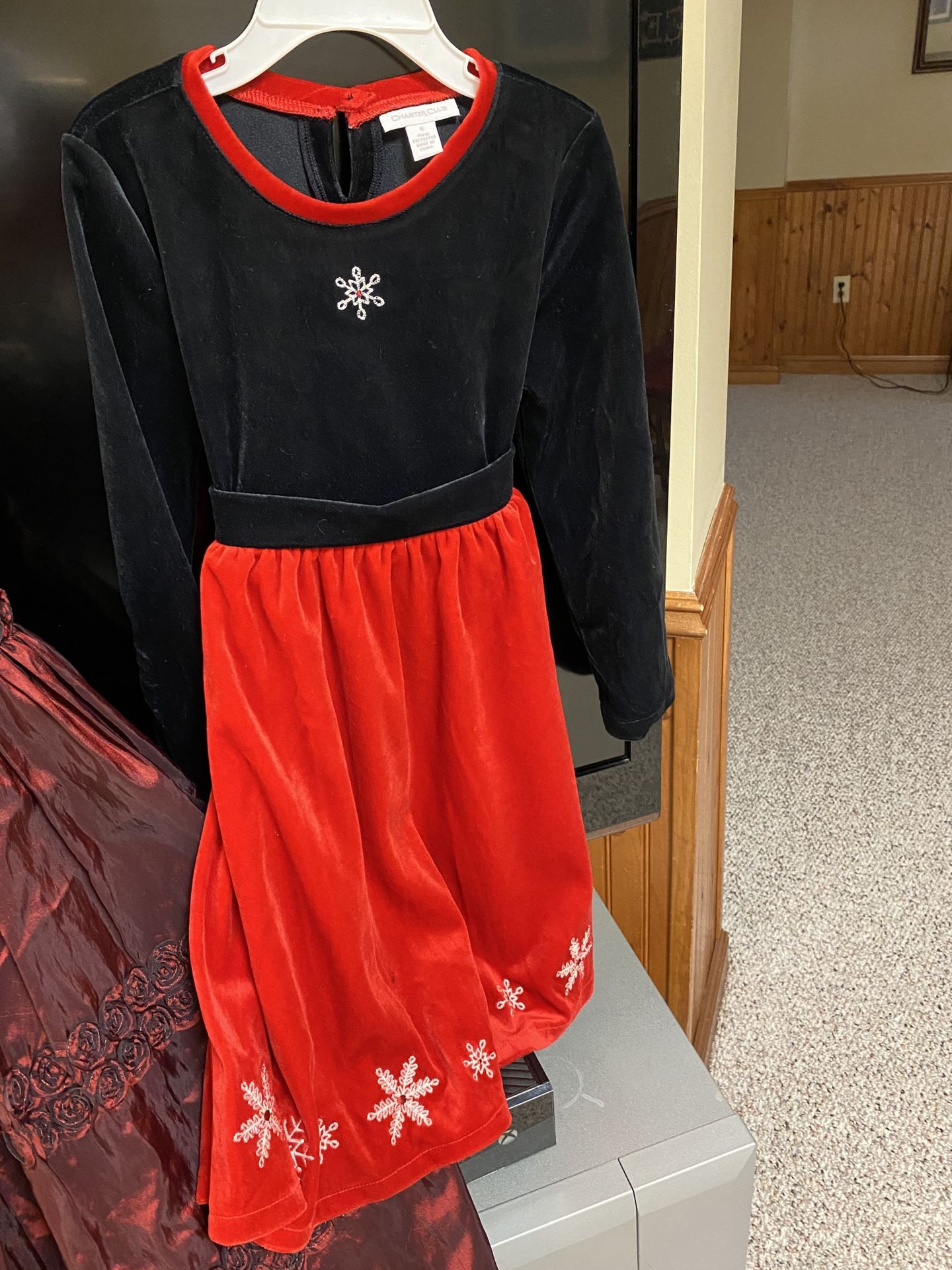 Girls Size 6 Dress