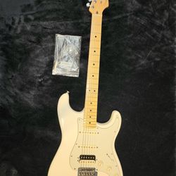 2015 America Fender Stratocaster HSS Shawbucker Guitar