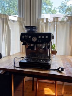 Breville Barista Express Espresso Machine Black