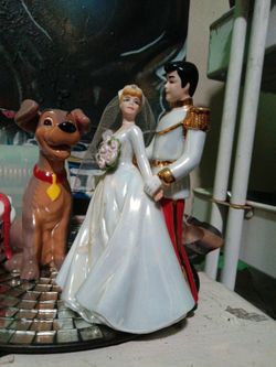 Cinderella & Prince Charming Porcelain Wedding Figurine