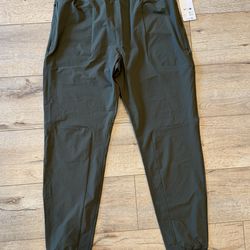 Co-Op Pant Men’s Large Sweat Pants ALO Yoga New Green Olive