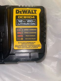 5 AM DeWalt battery with 12/20 V DeWalt charging station