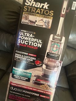 Shark Stratos Powered Lift-Away Vacuum