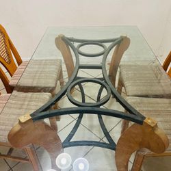 Glass Dinning Table With 4 Chairs Very Sturdy 