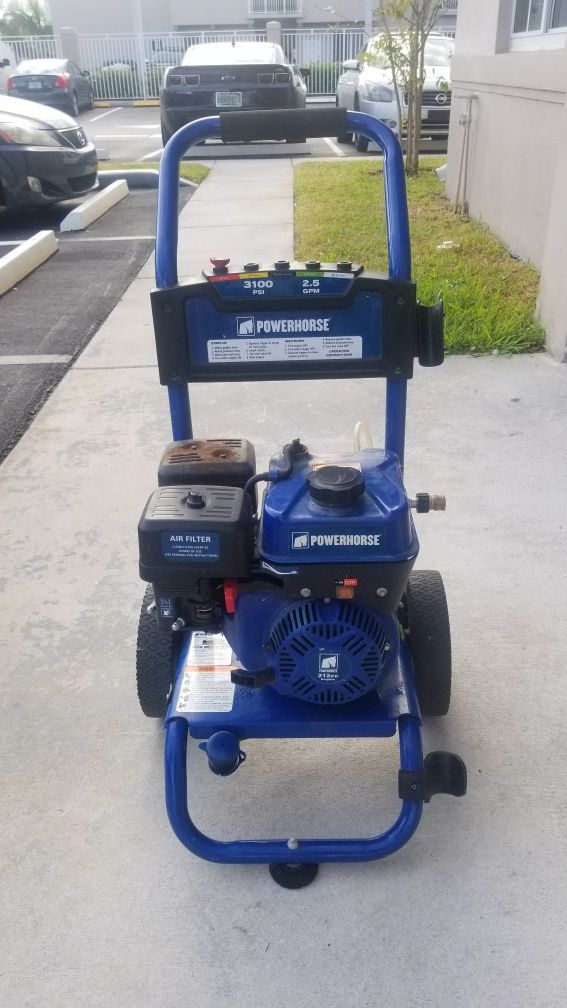 Powerhorse Gas Cold Water Pressure Washer — 3100 PSI, 2.5 GPM, EPA and CARB Compliant