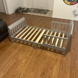 Gray Toddler Bed With Waterproof Mattress 