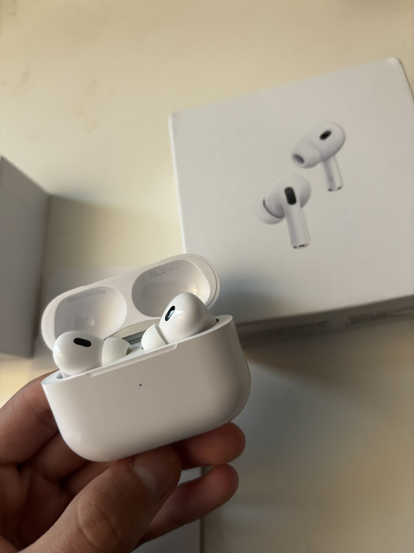 AirPods Pro 2 80$ 🍏
