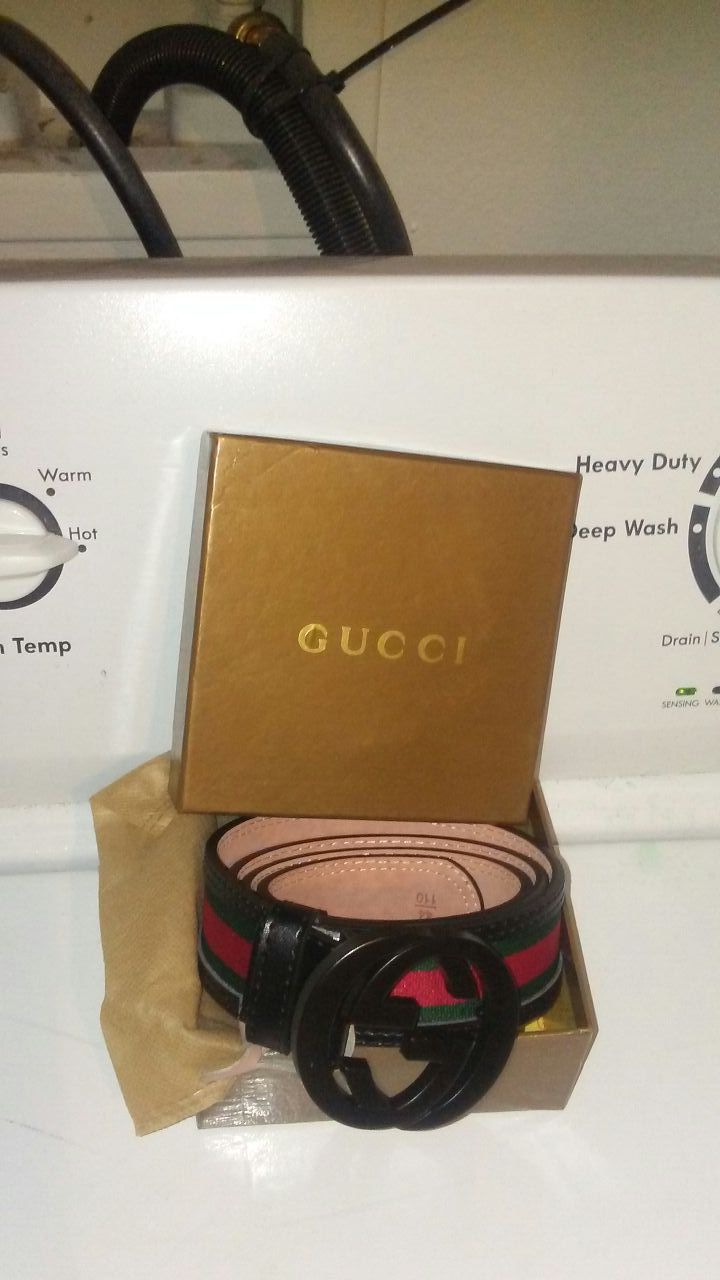 Gucci Passport Holder Vintage And Gucci Belt for Sale in North Miami Beach,  FL - OfferUp