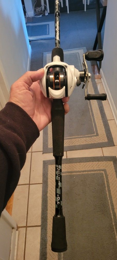 Ardent Arrow Flippin Baitcaster (Brand New) New Rod 