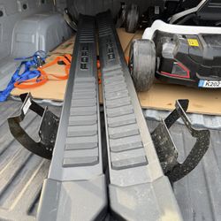 Ford F150 OEM Running Boards