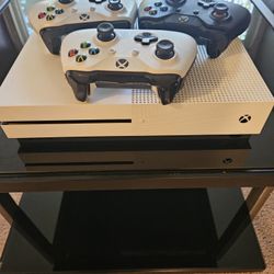 Xbox One S