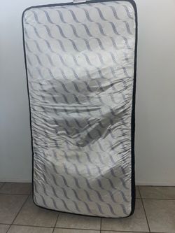 Twin mattress