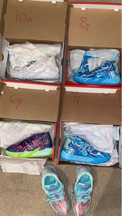 Basketball sneakers