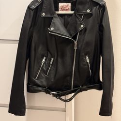 Levi’s Faux Leather Jacket Large