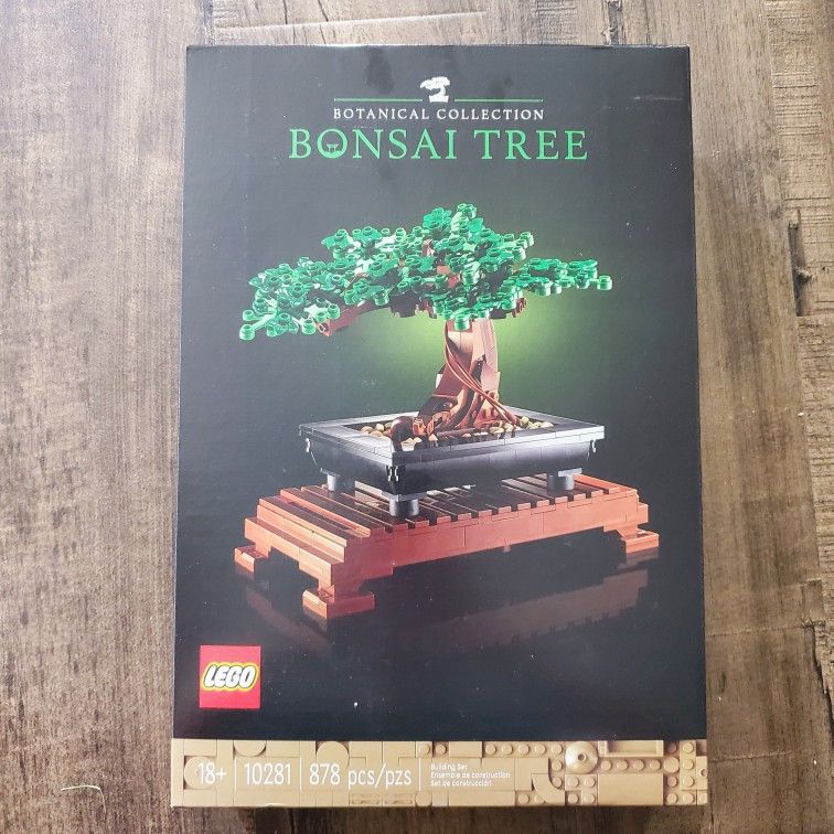 Brand new LEGO 10281 Bonsai Tree