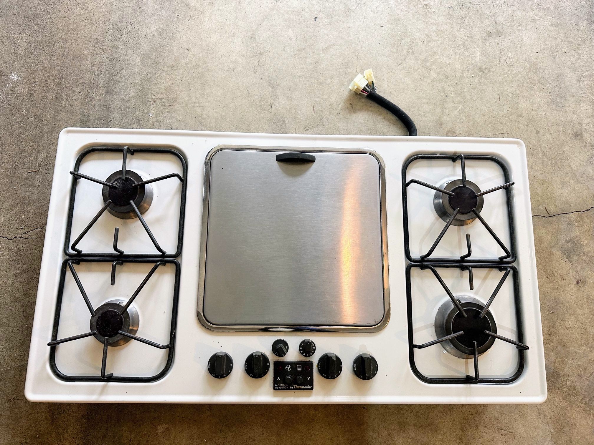 Thermador 36” Gas Cooktop Range Grill SGCV36G