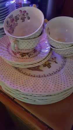 Royal Doulton China dinnerware