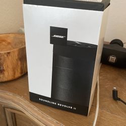Bose Soundlink Revolve 2 