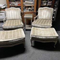 Luxary Lounge chair And Ottoman
