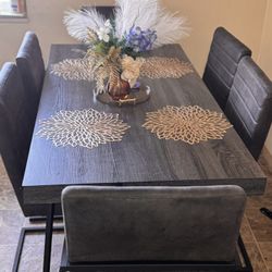 Dinning Set 