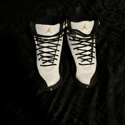 Jordan 12 Royalty