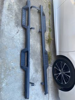 Westin 56-137252 GMC Sierra 2500HD/ 3(contact info removed)-2019 HDX Stainless Drop Nerf Bars Crew Cab - Textured Black