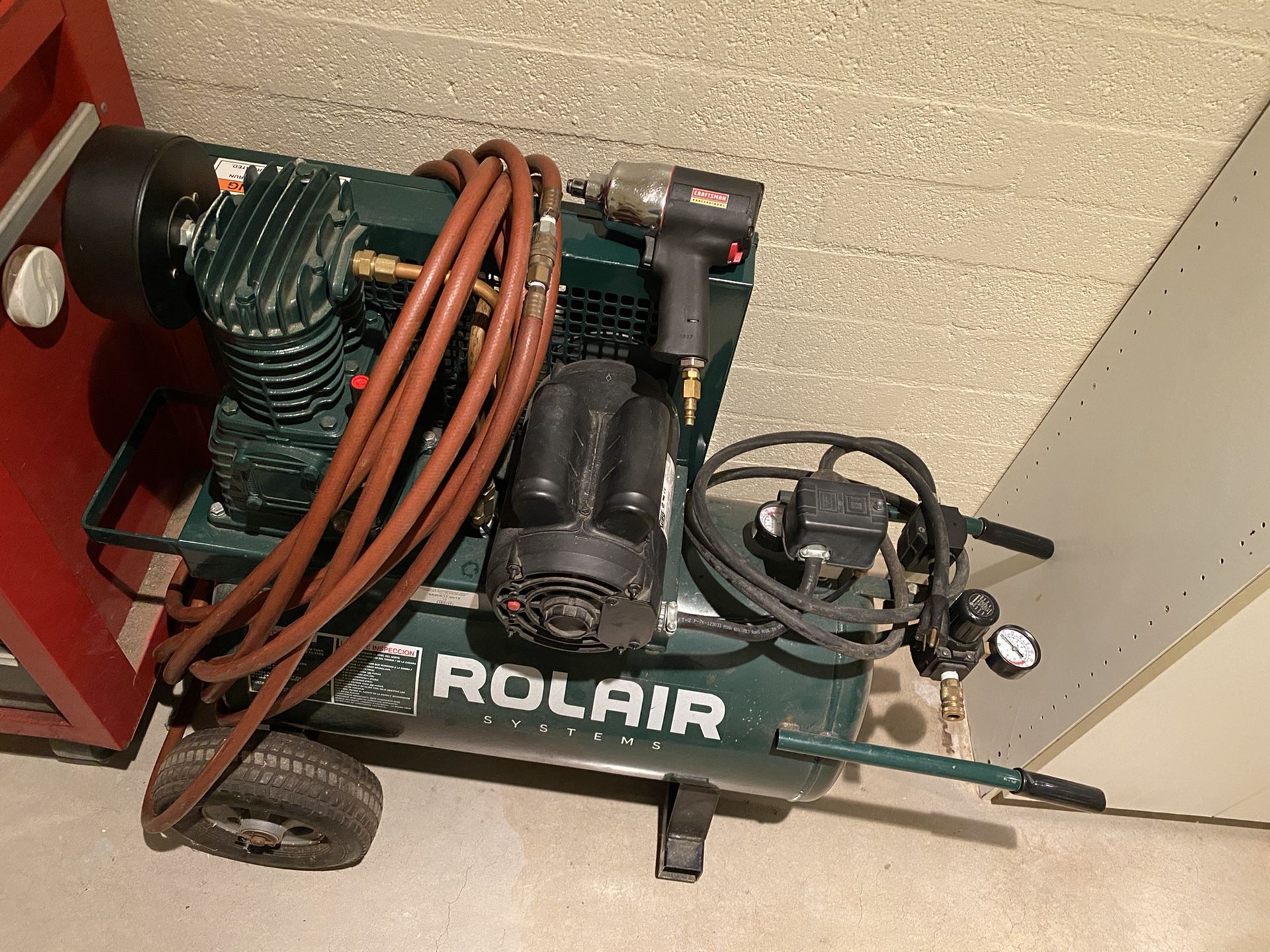 Rolair 1.5HP, 200PSI, long air hose and craftsman air impact drill