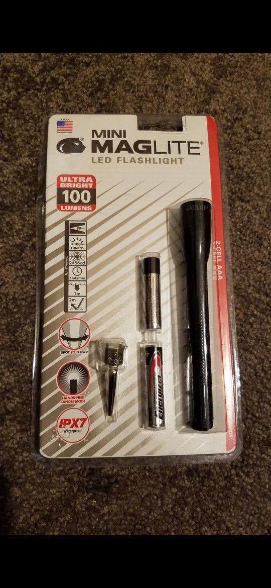 Mini Maglite LED Flashlight
