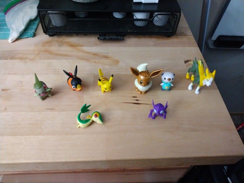Pokemon Figures