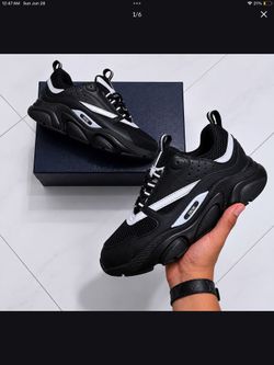 Brand new Dior b22 sneakers size:8-9-10 fully reflective pics provided