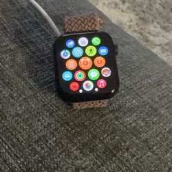 Black Apple Watch 44mm Se (gps) Second Generation