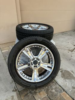 Tire and rim set