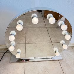 Mirror vanity