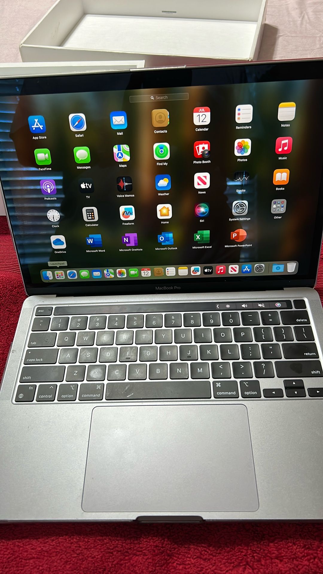 2020 MacBook Pro M1,13.3” Gray Color