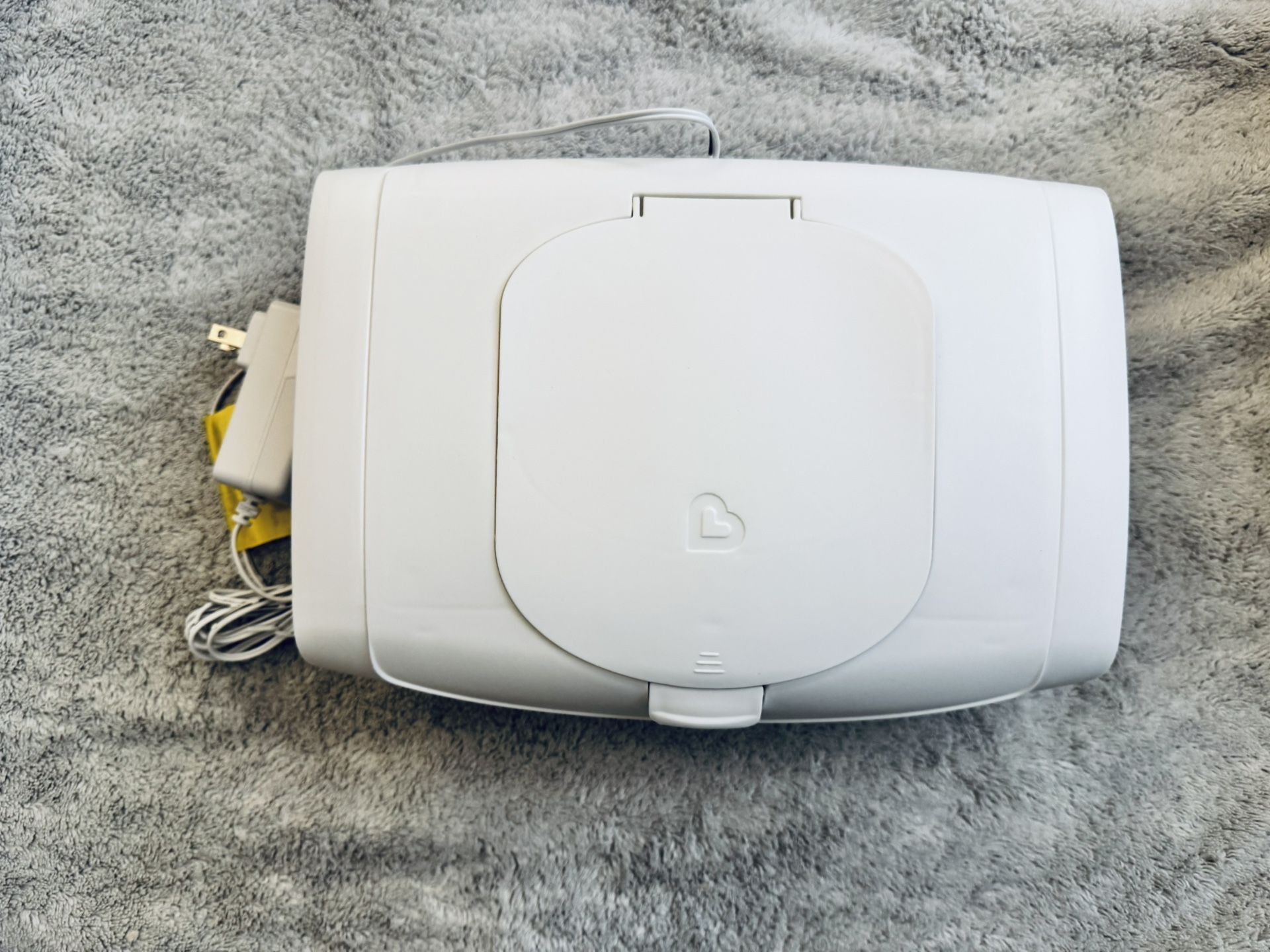 Preowned Munchkin Wipe Warmer White