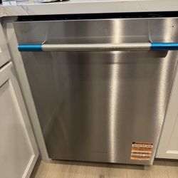 BRAND NEW Kitchen Aid Dishwasher