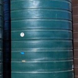 10,000 Gal Norwesco Water Tank