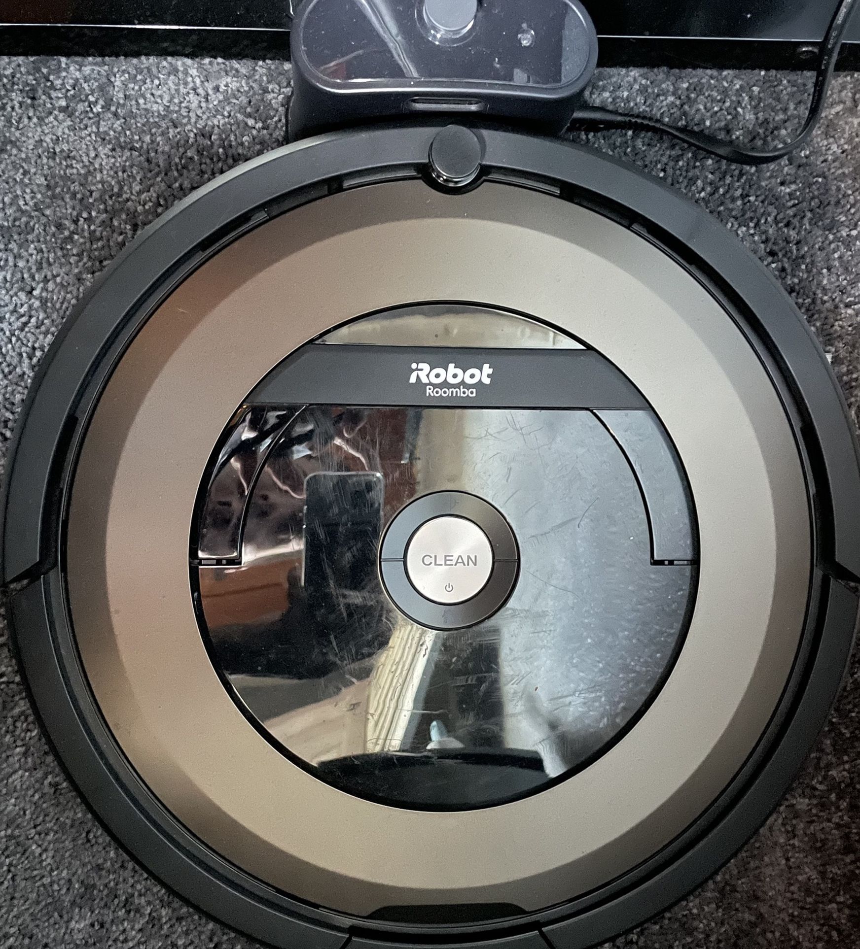 iRobot Roomba 890
