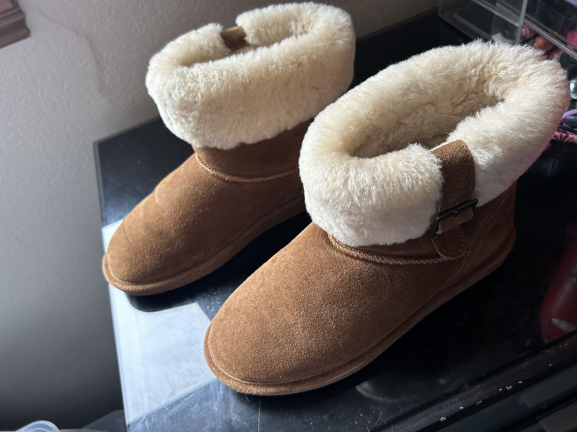 Boots 8 Winter Shoes Bear Paws Fur Like Ugh Brown