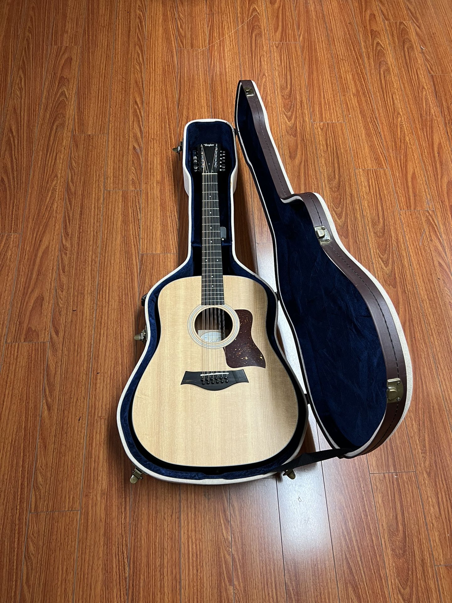 Taylor 150e 12 String Acoustic Electric Guitar 