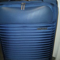 American Tourister Luggage 🧳 