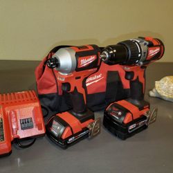 MilwaukeeM18 18V Lithium-Ion Brushless Cordless Hammer Drill/Impact Combo Kit (2-Tool) with 2 Batteries, Charger and Bag